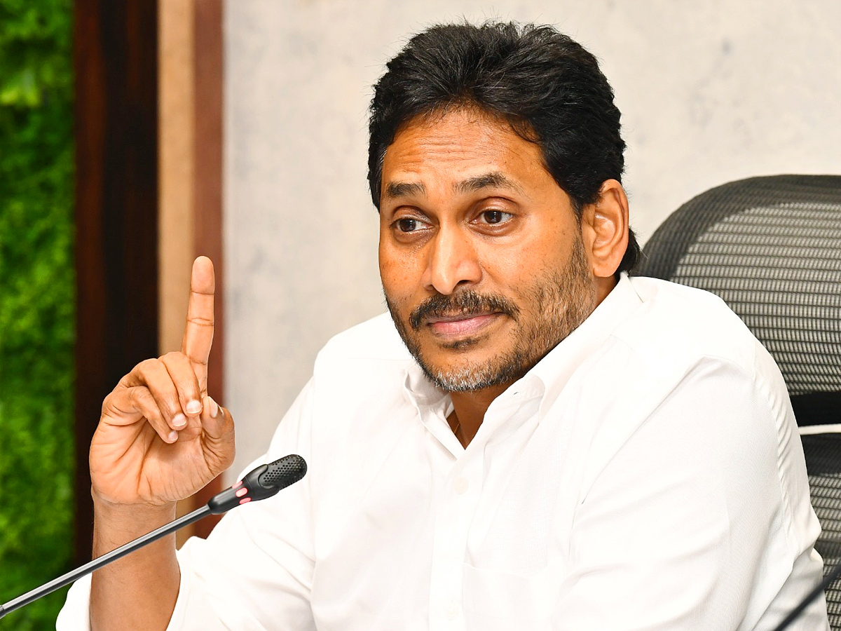 YS Jagan Press Meet on Tirumala Tour And Tirupati Prasadam Controversy‪ Photos8