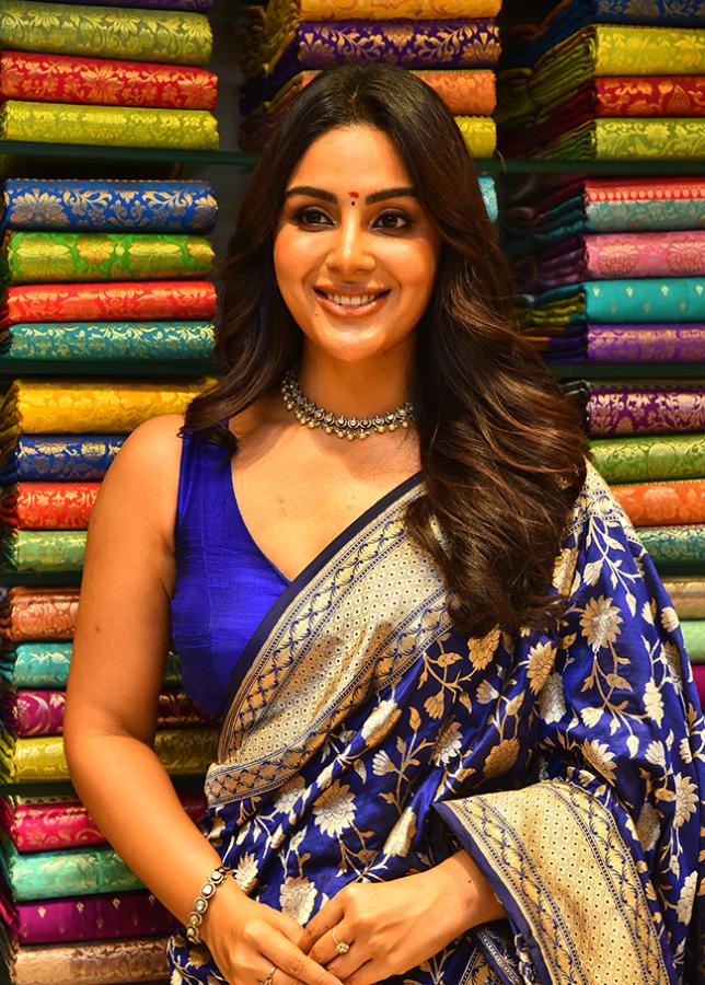 Actress Samyuktha Menon Shopping Launched Photos23