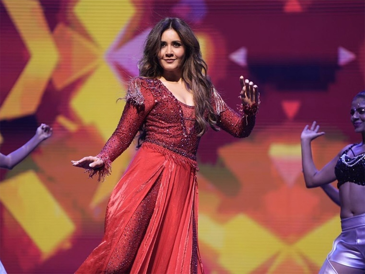 IIFA Awards 2024 in Abu Dhabi Photos34