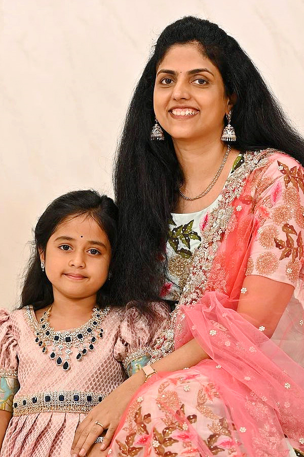 Indian Chess Legend Harika Dronavalli Beautiful Family Photos11