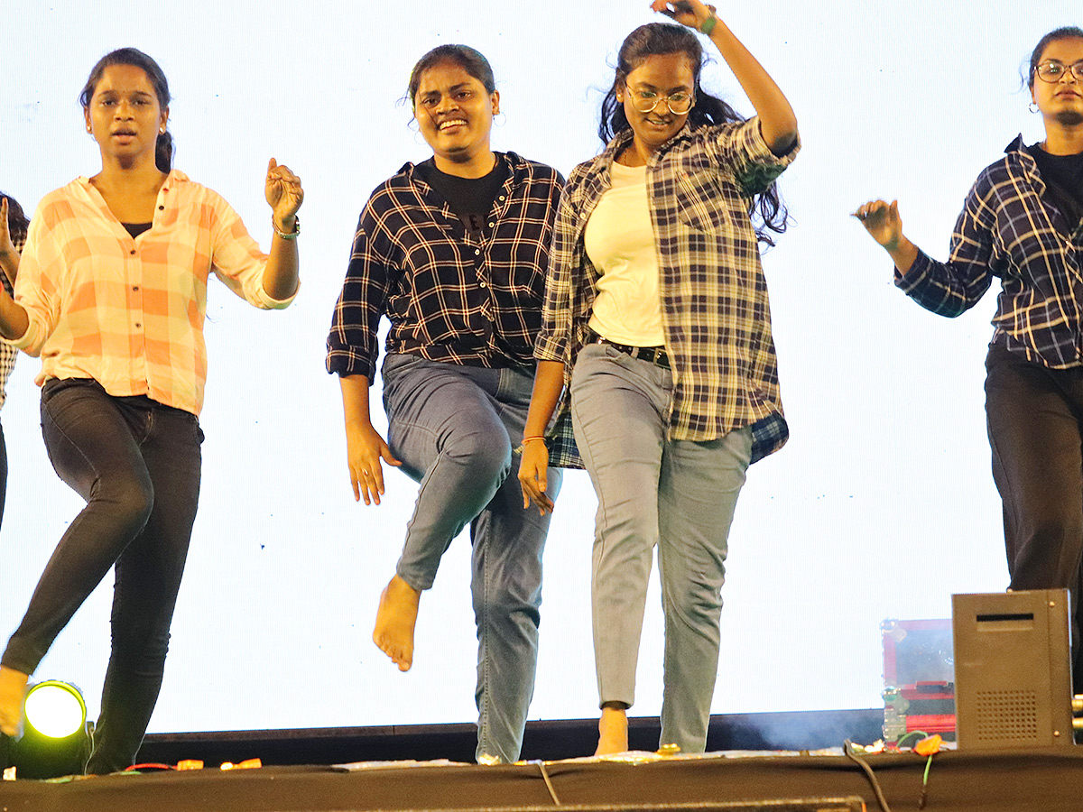 Utkarsha 2024 Celebrations In Kakatiya Medical College In Warangal21