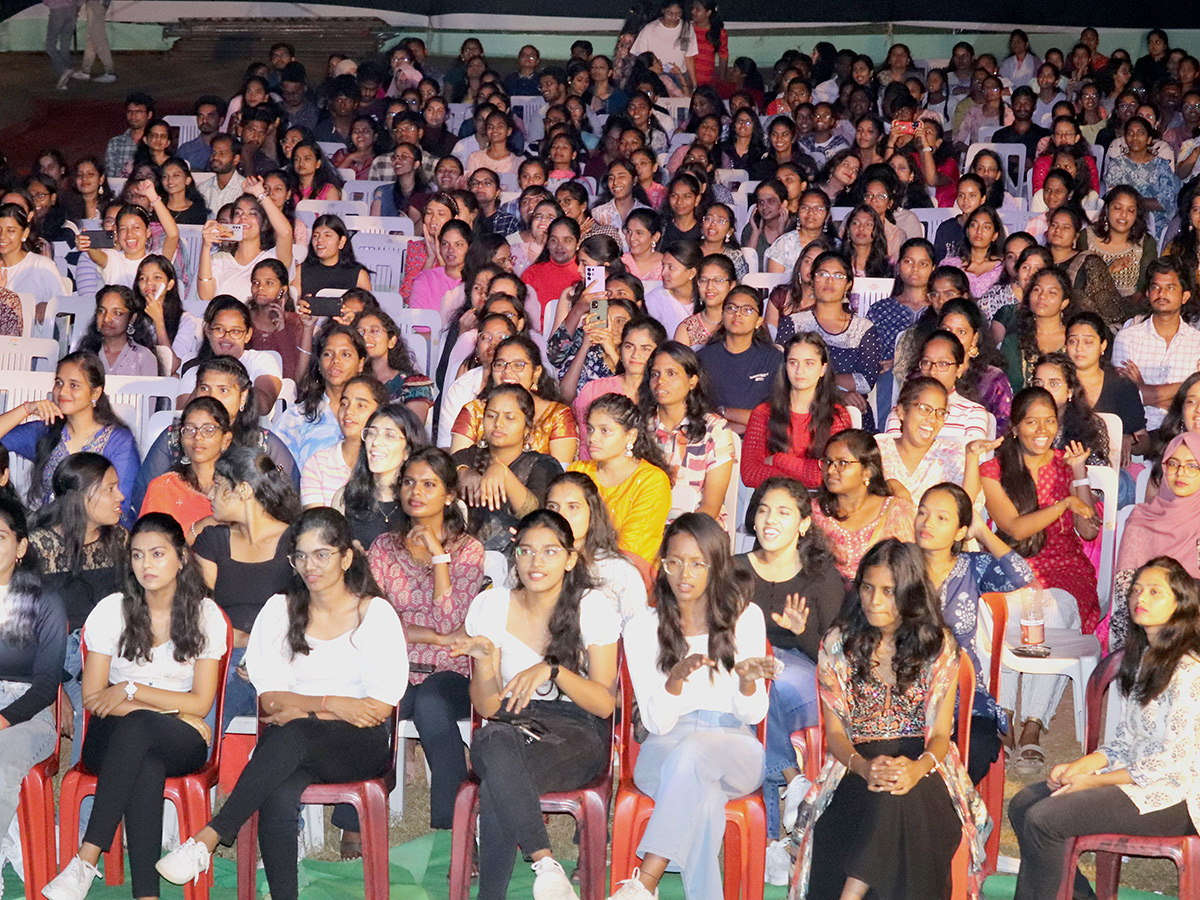 Utkarsha 2024 Celebrations In Kakatiya Medical College In Warangal6