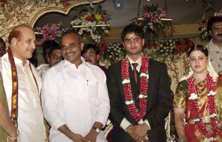 Hero Sudheer Babu Rare and Unseen Marriage Photos12