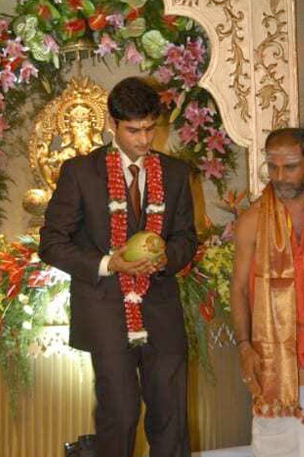 Hero Sudheer Babu Rare and Unseen Marriage Photos6