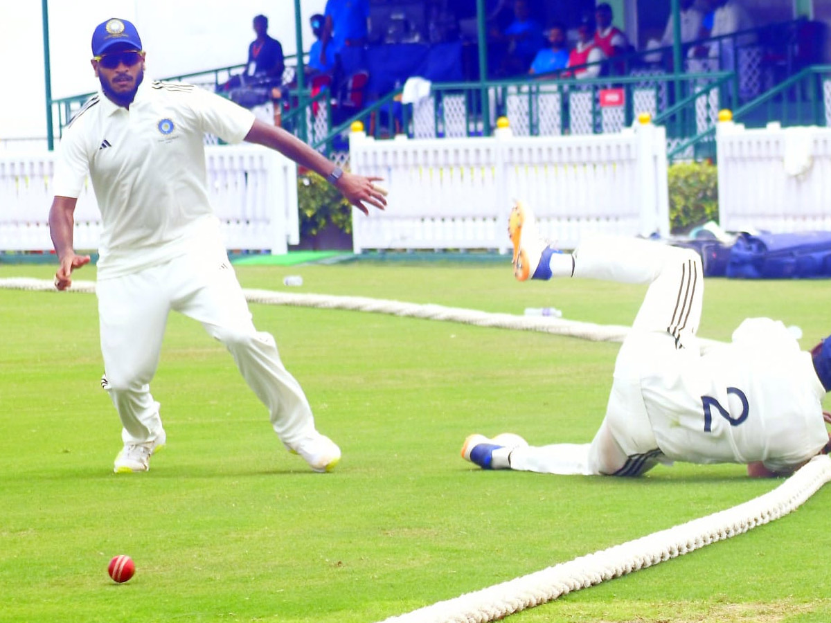 Duleep Trophy 2024 Anantapur RDT Stadium Day 2 Highlight Photos12