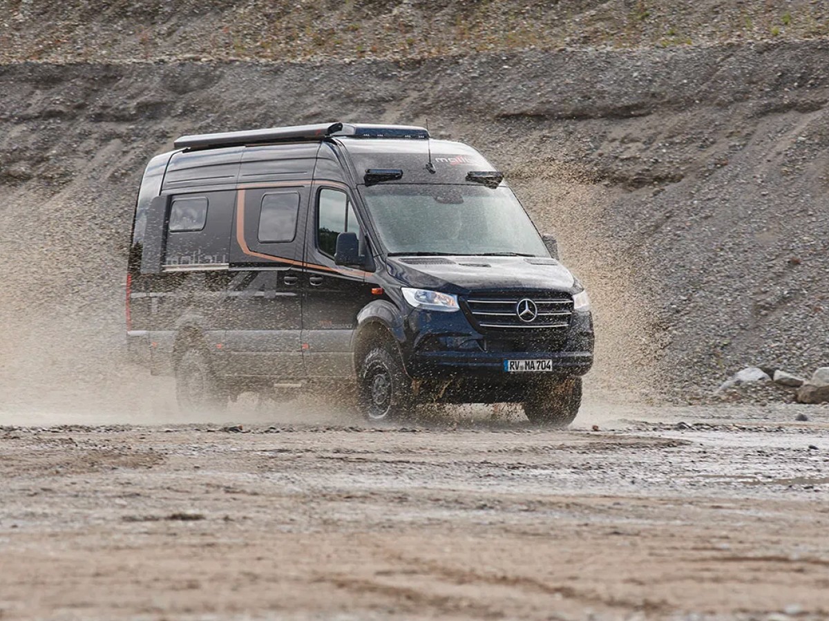 Mercedes Sprinter Motorhome Van Photos14