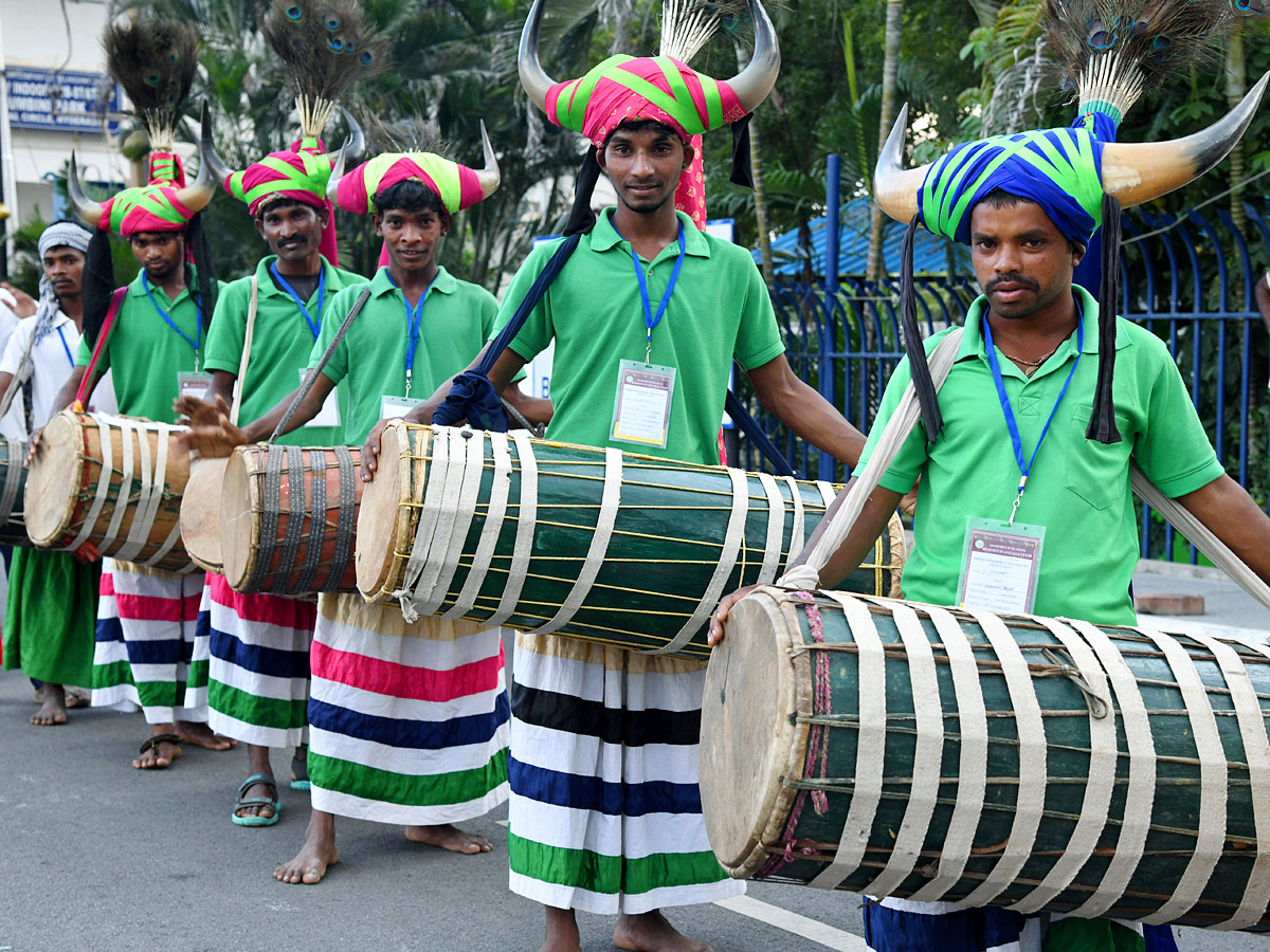 Grand Celebrations of Saddula Bathukamma in Telangana Photos3