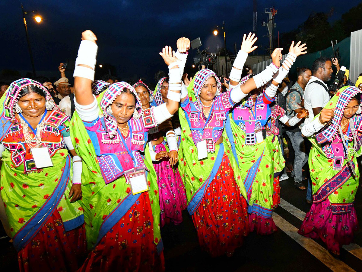 Grand Celebrations of Saddula Bathukamma in Telangana Photos42