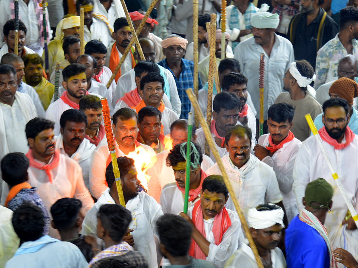 Kurnool Distance : Devaragattu Bunny Festival 2024 Photos8