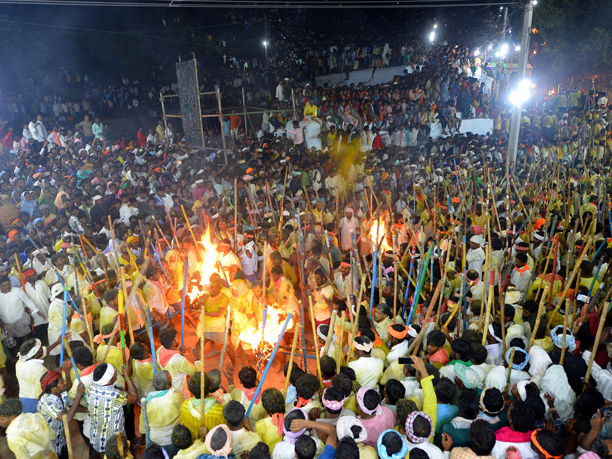 Kurnool Distance : Devaragattu Bunny Festival 2024 Photos24