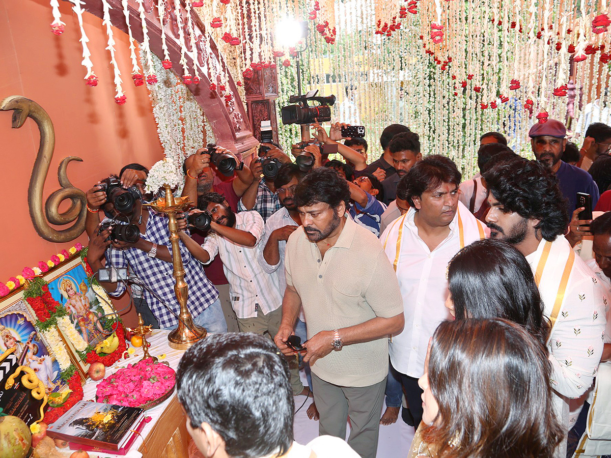 Megastar Chiranjeevi Launched Nagabandham Movie Photos17