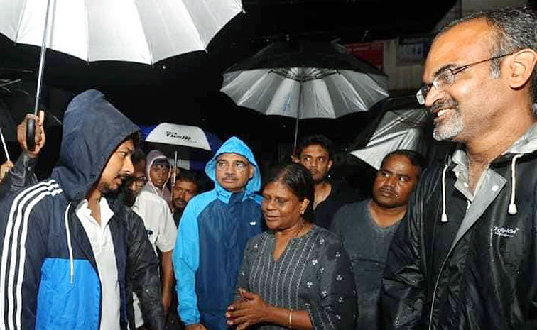 Chennai braces for heavy rainfall, several districts in Tamil Nadu Photo Gallery8