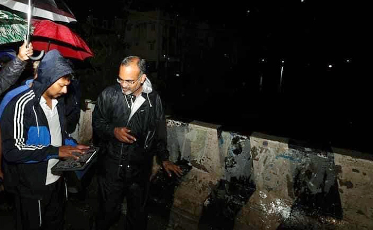 Chennai braces for heavy rainfall, several districts in Tamil Nadu Photo Gallery9