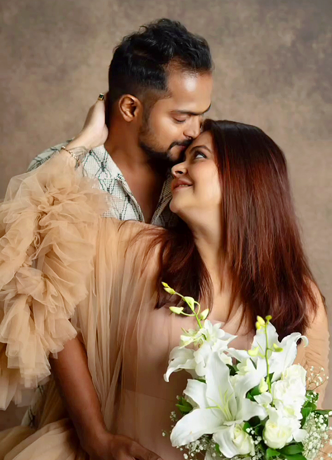 Devoleena Bhattacharjee baby bump in maternity photoshoot7