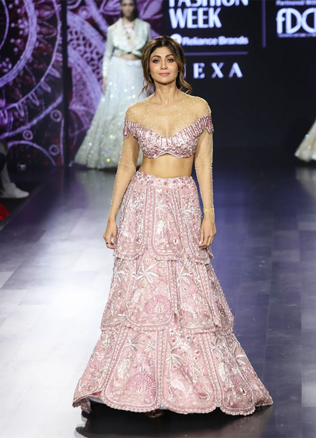 Bollywood actress in Lakme Fashion Week 2024 Photos5