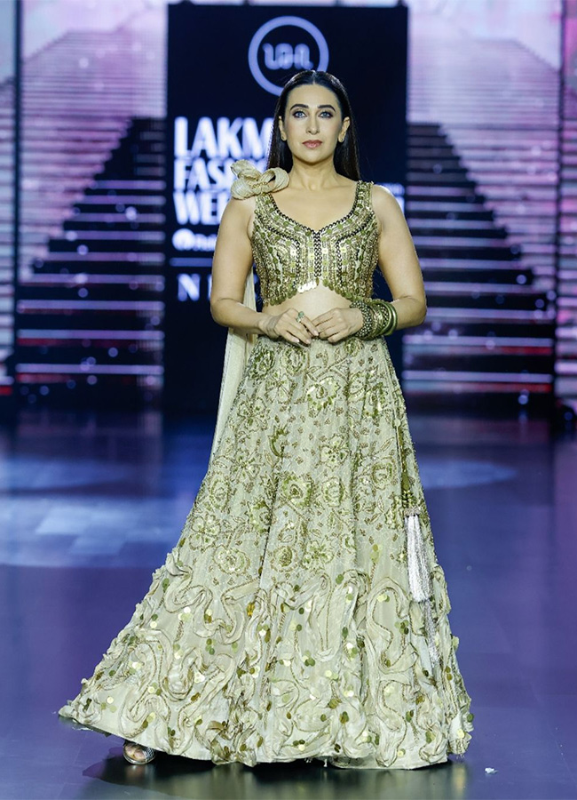 Bollywood actress in Lakme Fashion Week 2024 Photos8