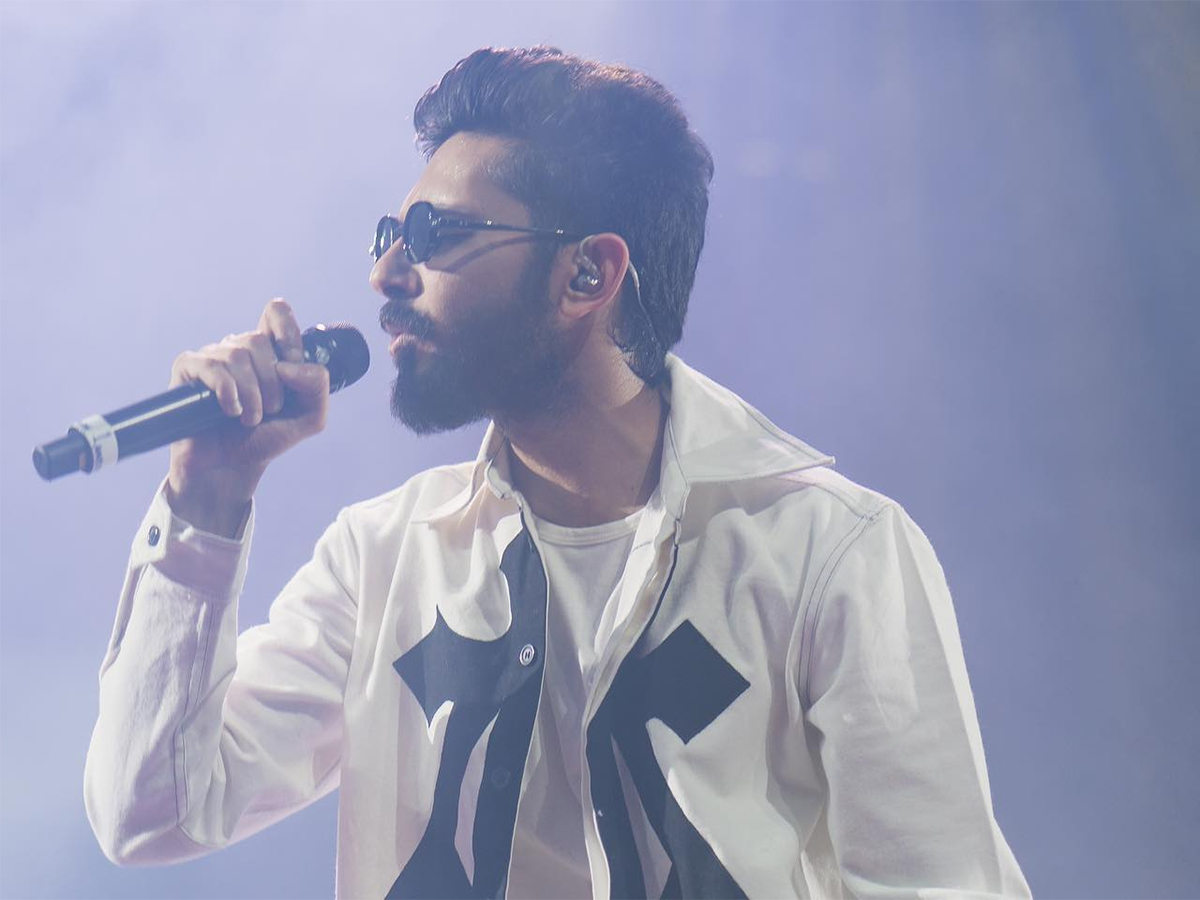 Music Director Anirudh Ravichander Special Photos17