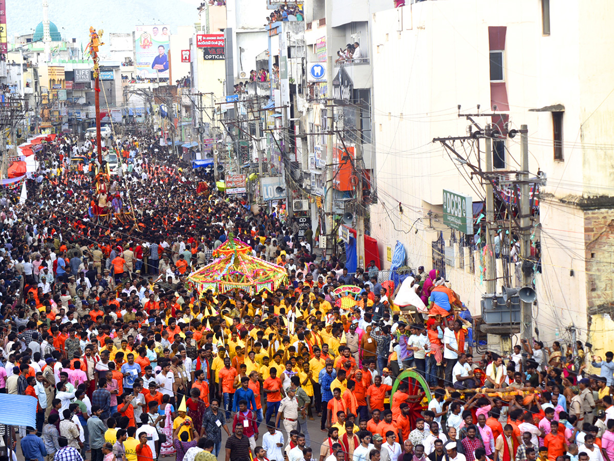 Vizianagaram : Pydithalli Ammavari Sirimanotsavam 20242