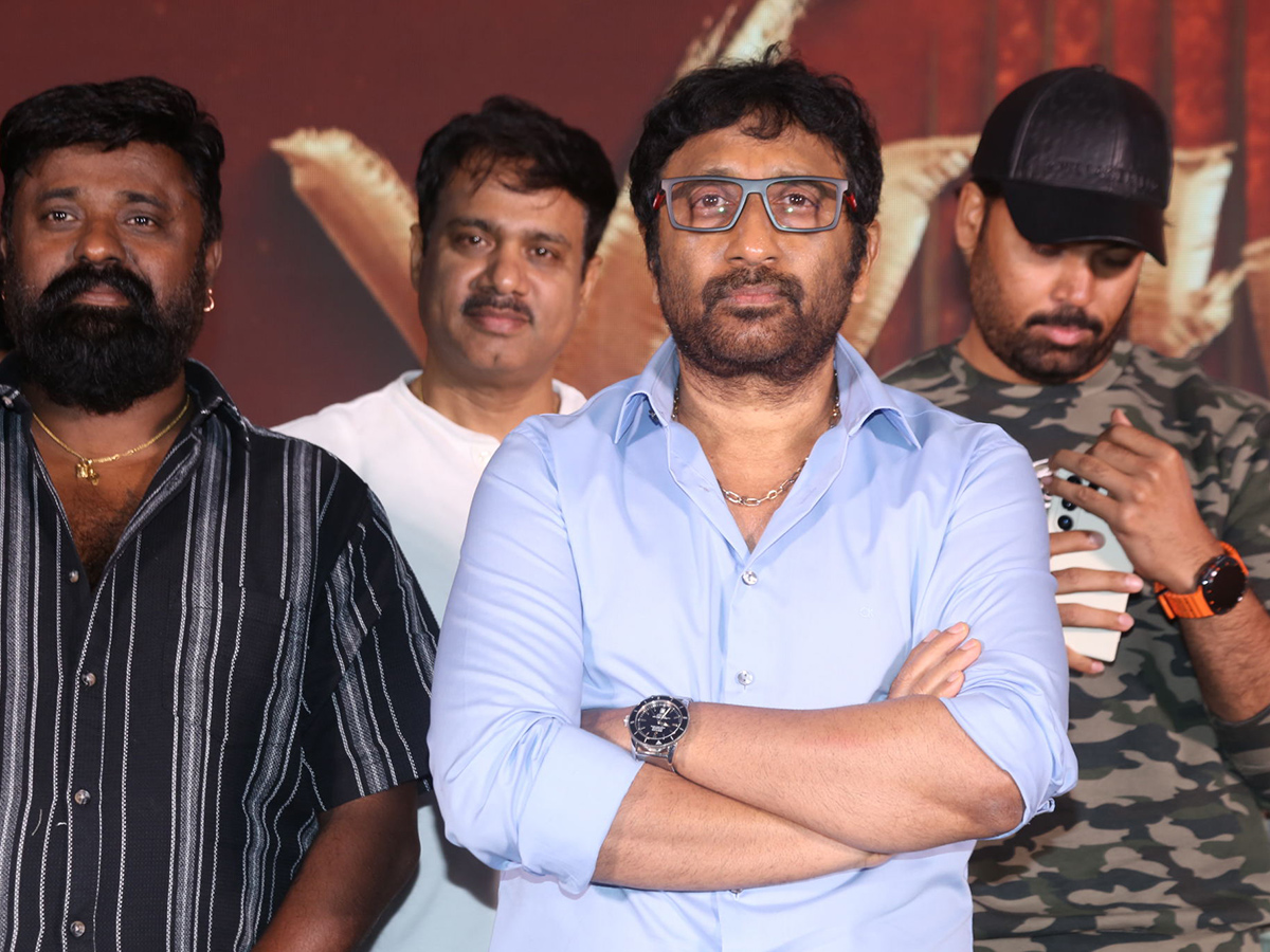 Gopichand Viswam Movie Success Meet Photos7