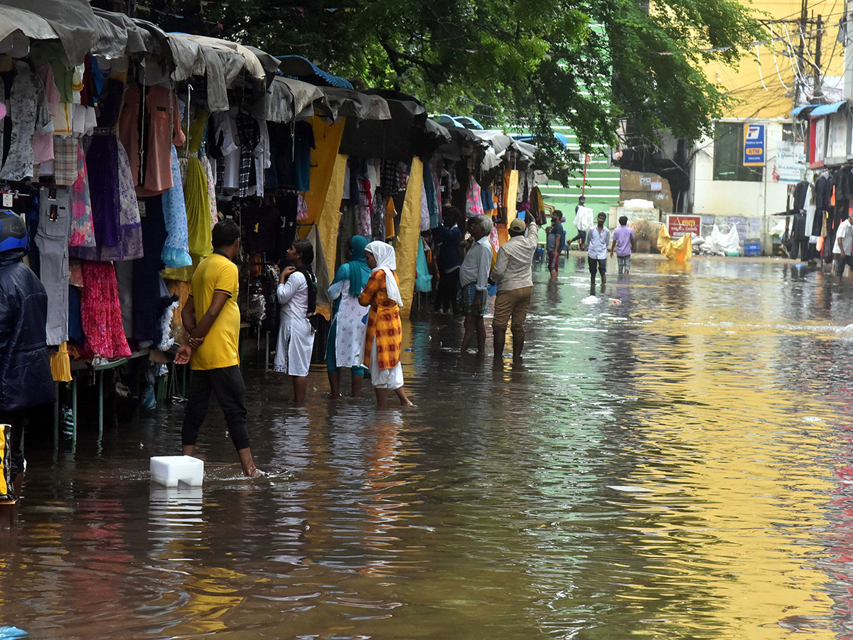 heavy rains in andhra pradesh today photos14