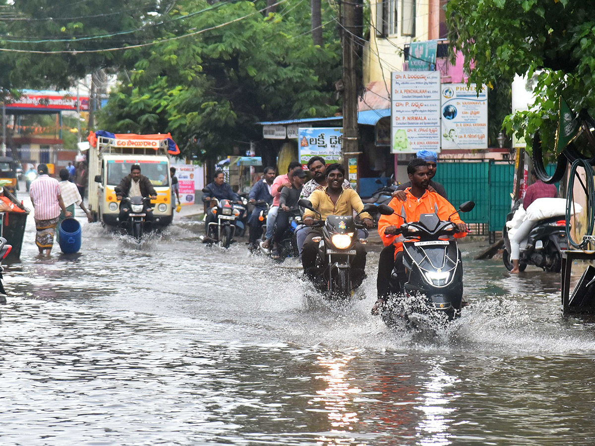 heavy rains in andhra pradesh today photos19