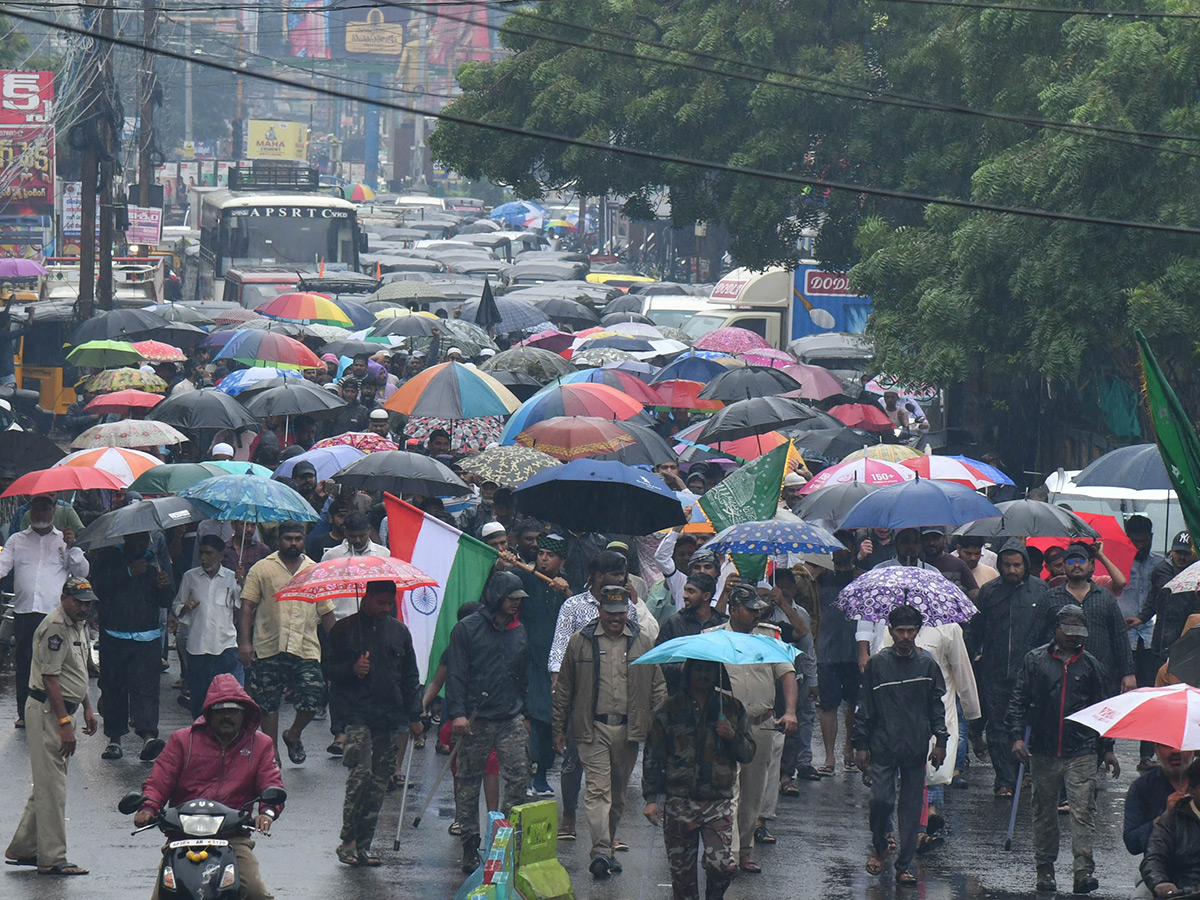 heavy rains in andhra pradesh today photos38