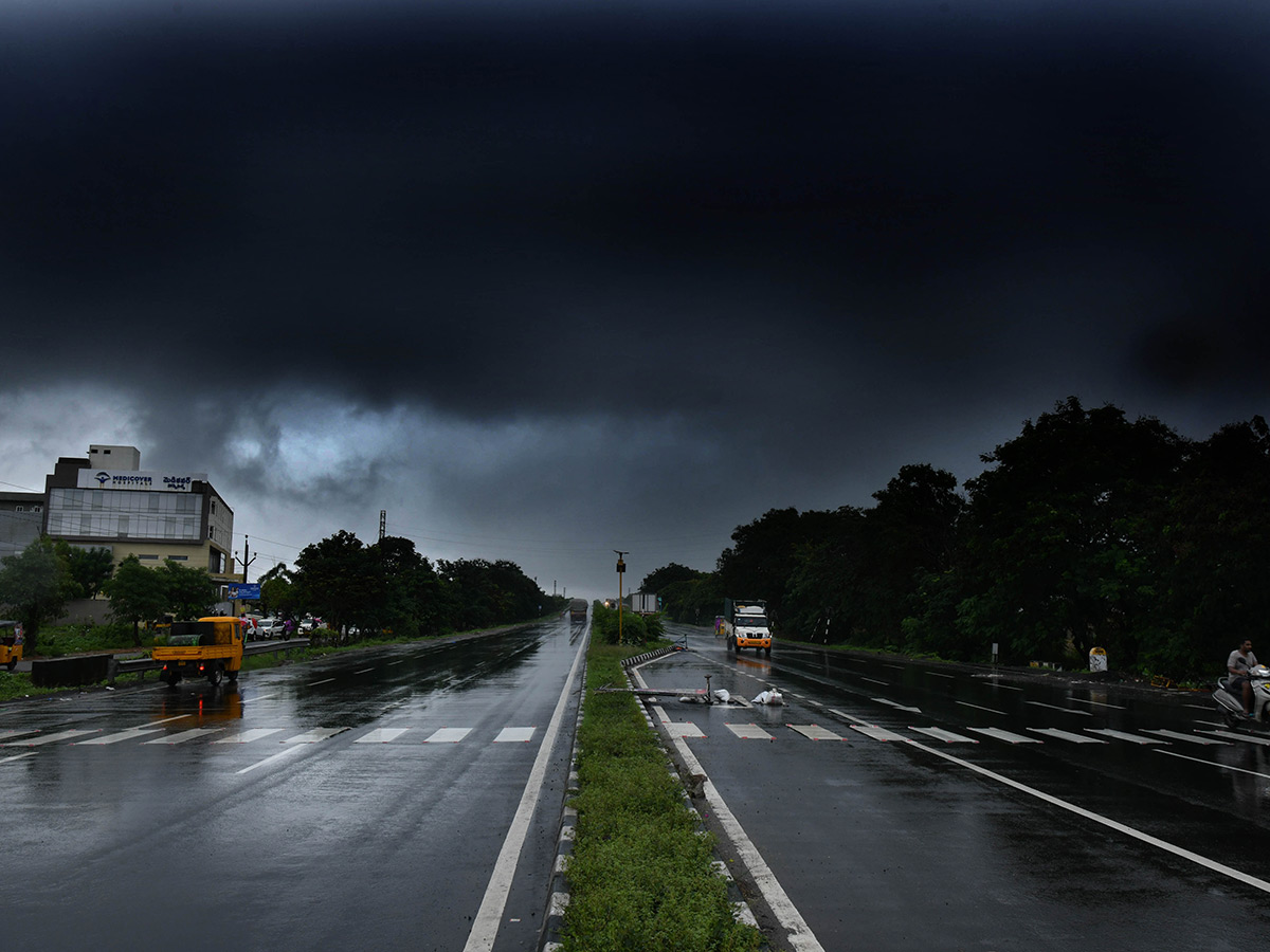 heavy rains in andhra pradesh today photos45