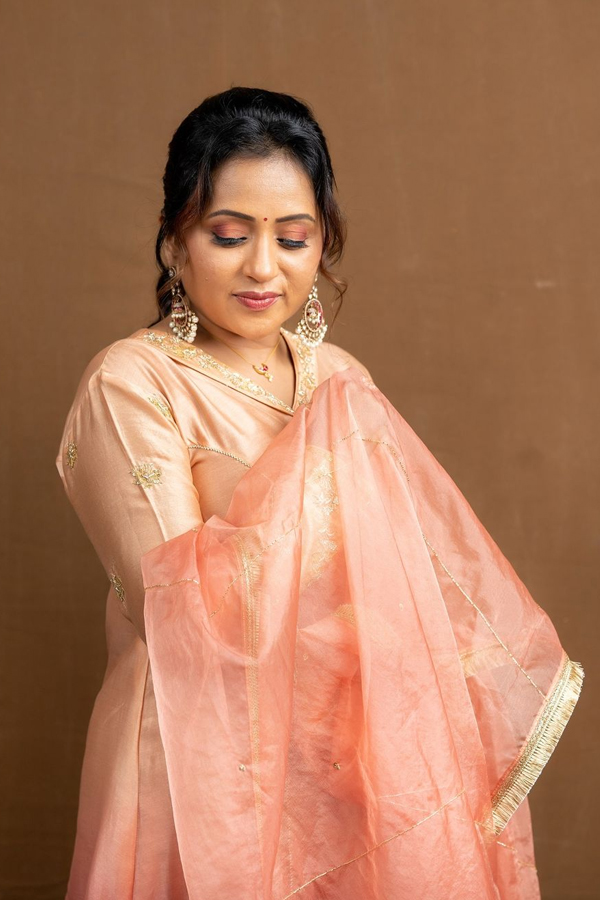 Anchor Suma Kanakala Grace In Traditional Outfit Photos Viral7