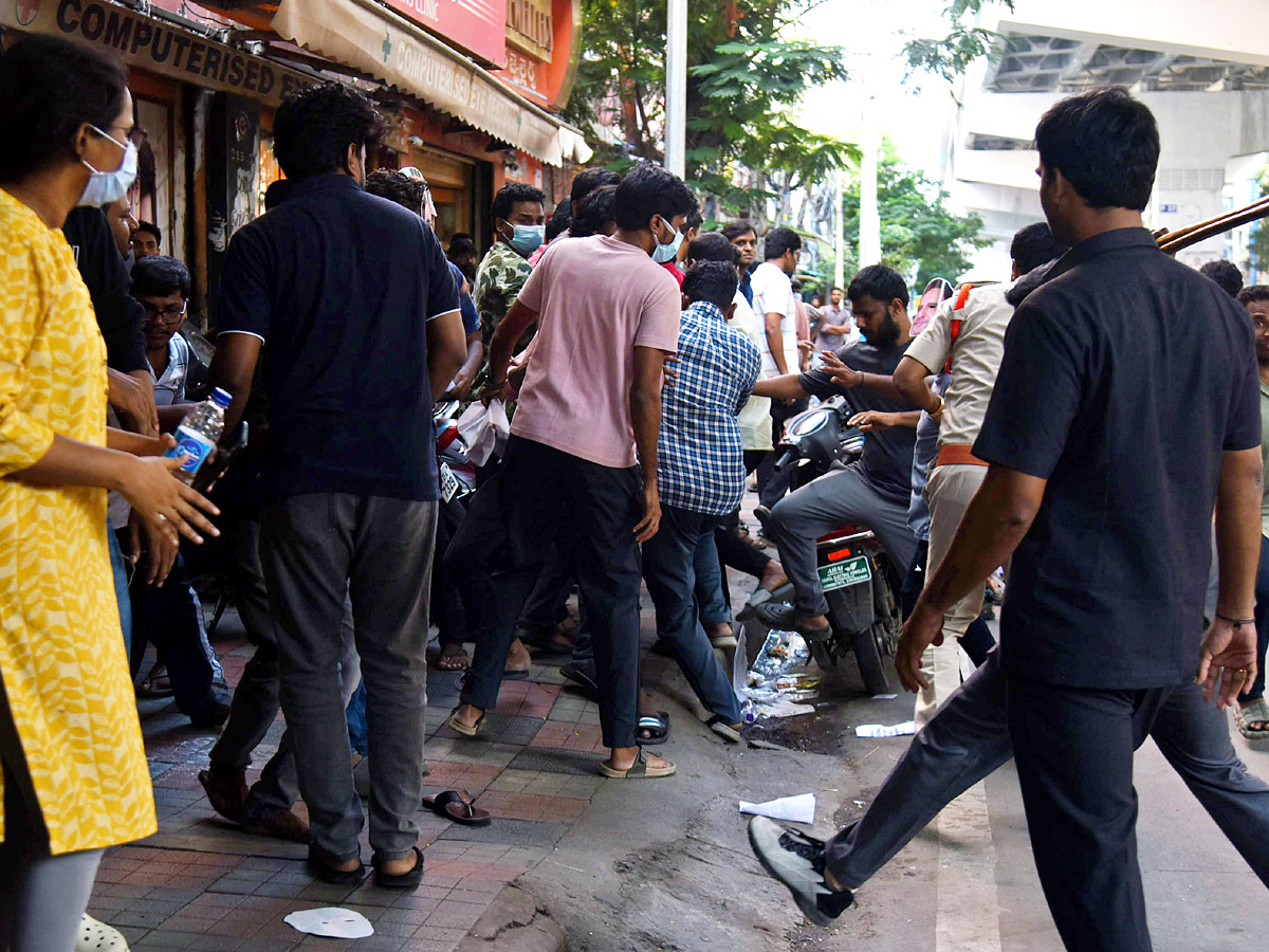 Group 1 Candidates Protest In Ashok Nagar Hyderabad Photo Gallery15