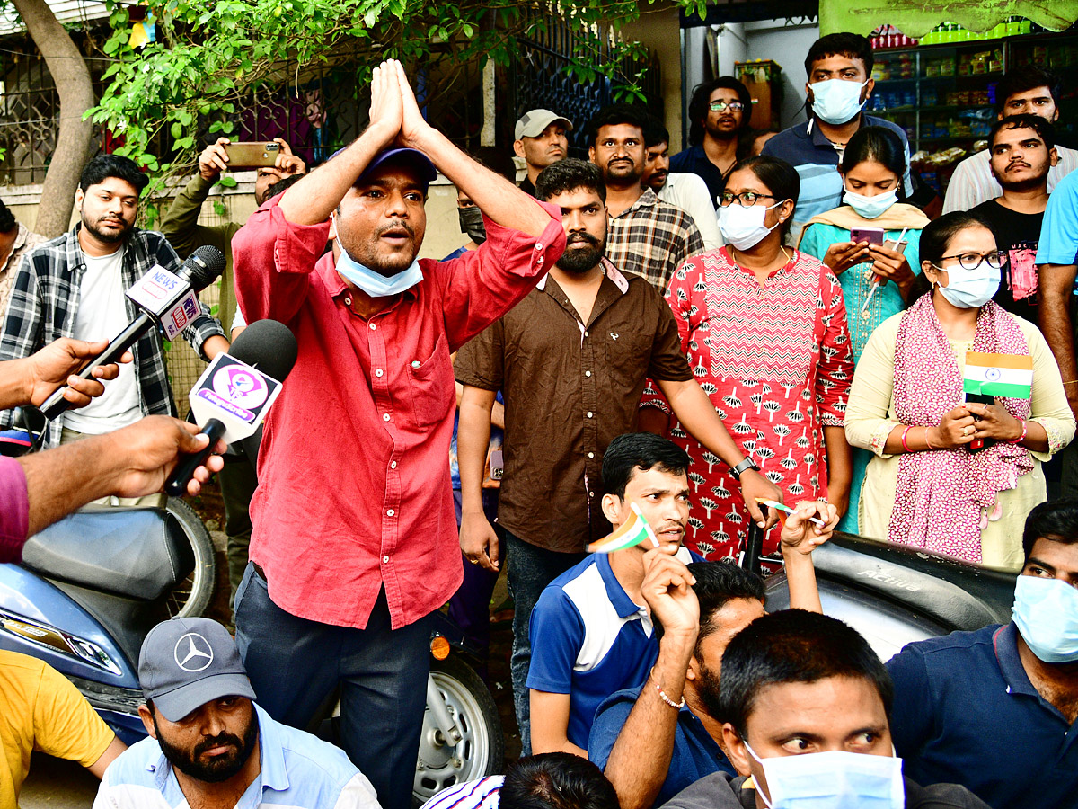 Group 1 Candidates Protest In Ashok Nagar Hyderabad Photo Gallery4