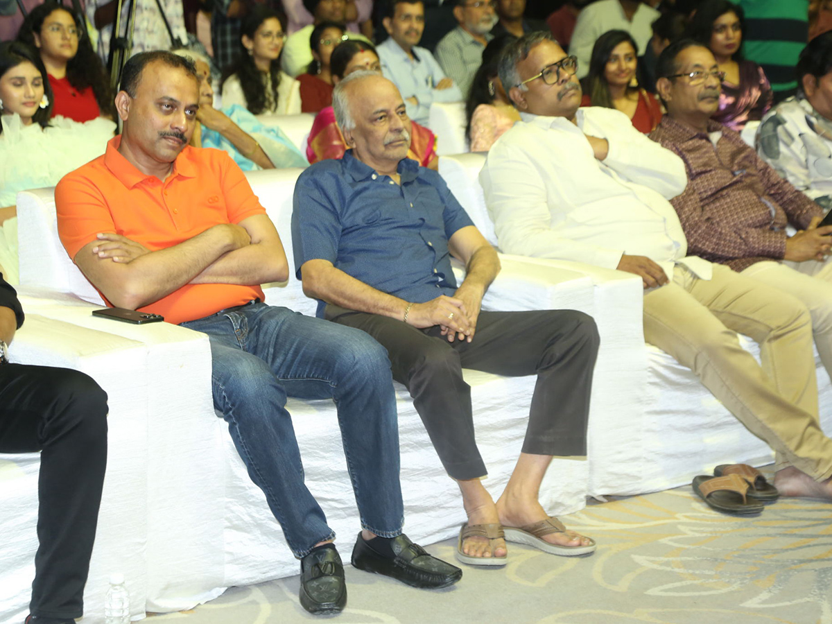 Hero Sree Vishnu SWAG Pre Release Event Photos23