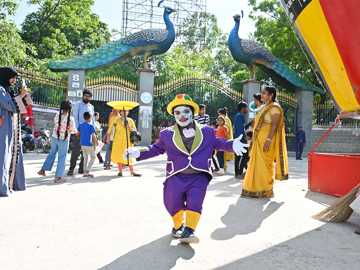 Free Entry For Praja Sambaralu in KBR Park42