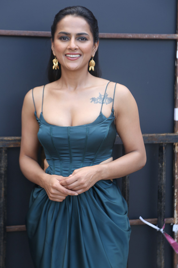 Shraddha Srinath shines at 'Mechanic Rocky' event (Photos)5