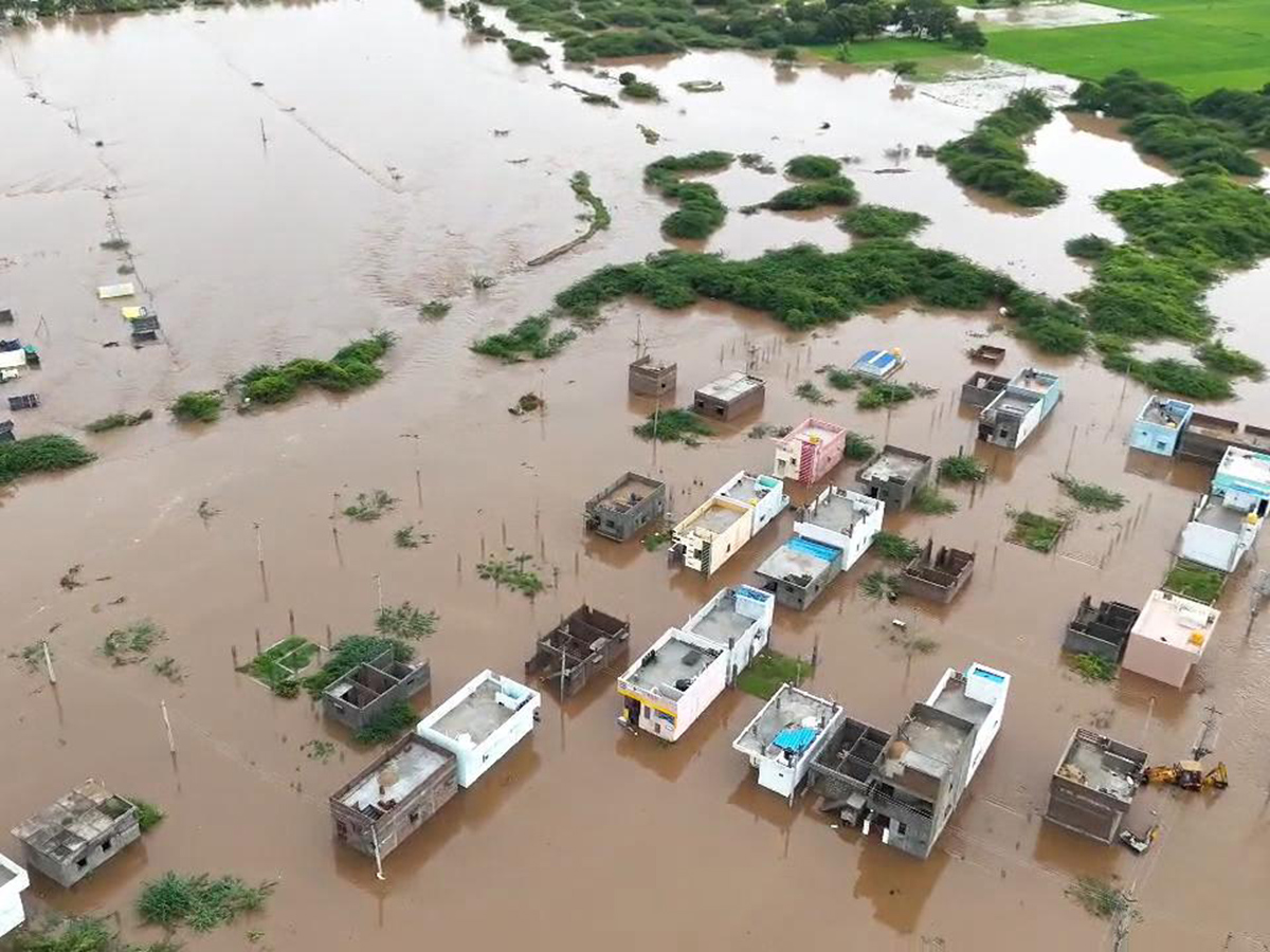 Pandameru river Flood in Raptadu Anantapur district1