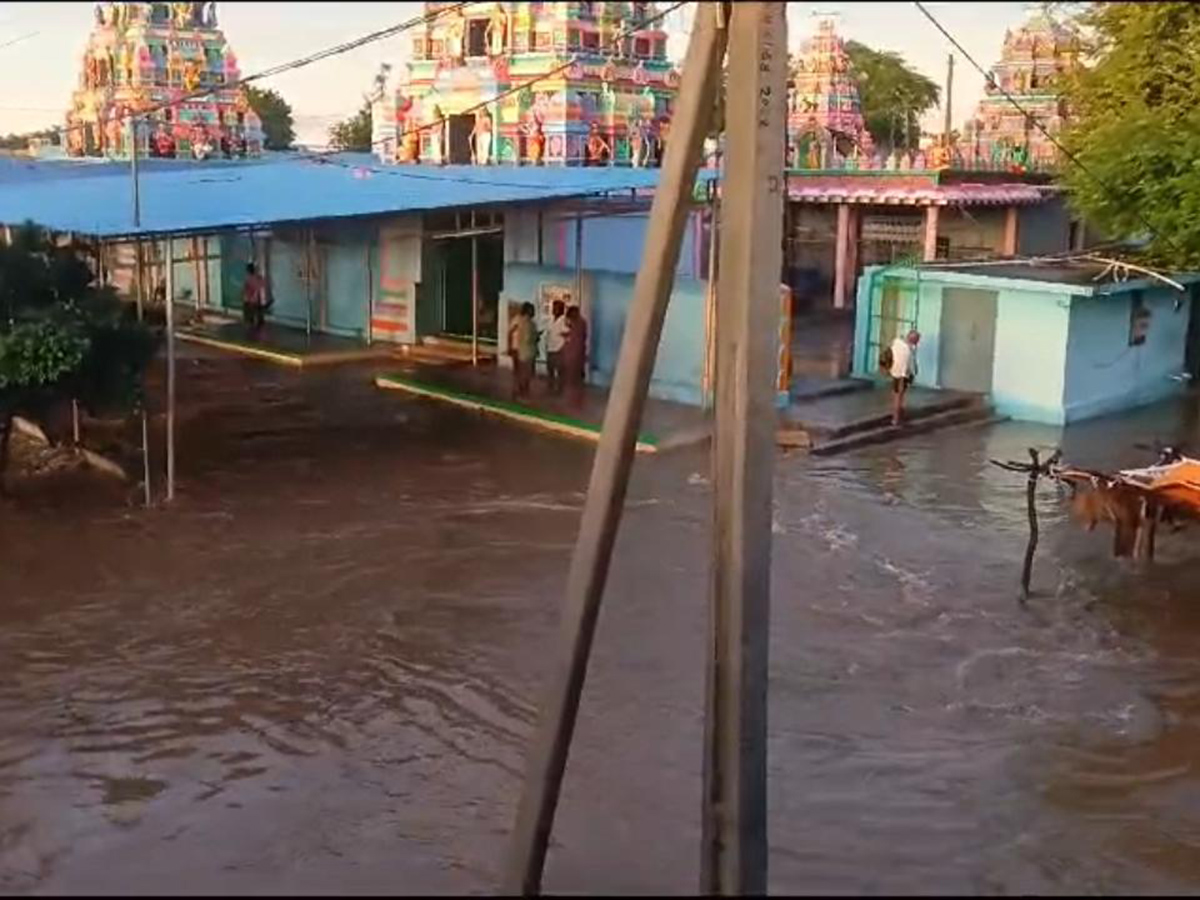 Pandameru river Flood in Raptadu Anantapur district12