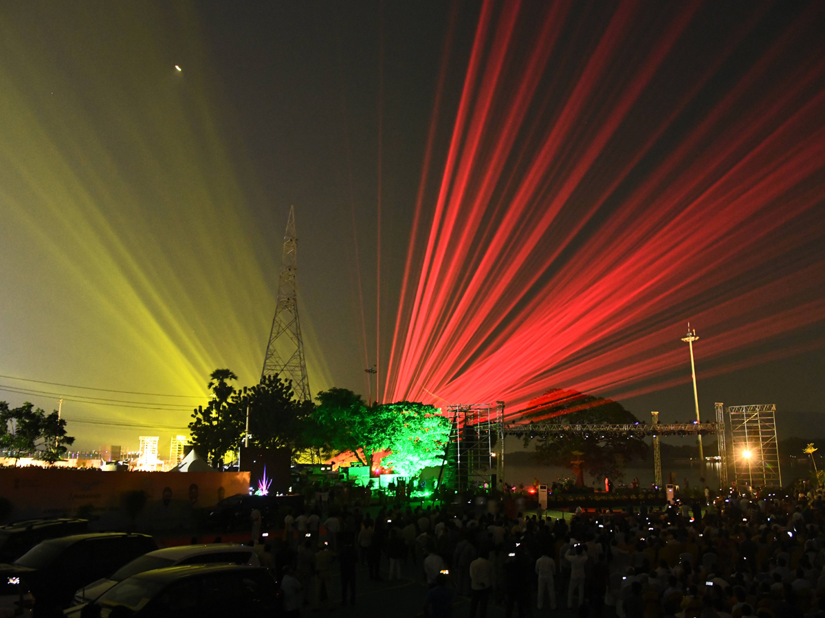 5k drones dazzle at drone show in Vijayawada Photos1