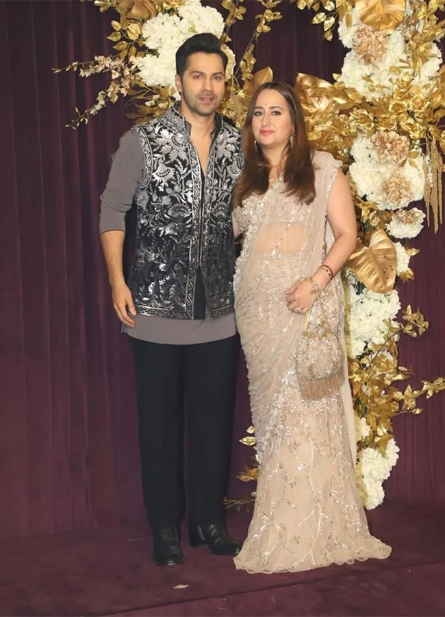 Diwali 2024 kicks off with Manish Malhotra annual party Photos24