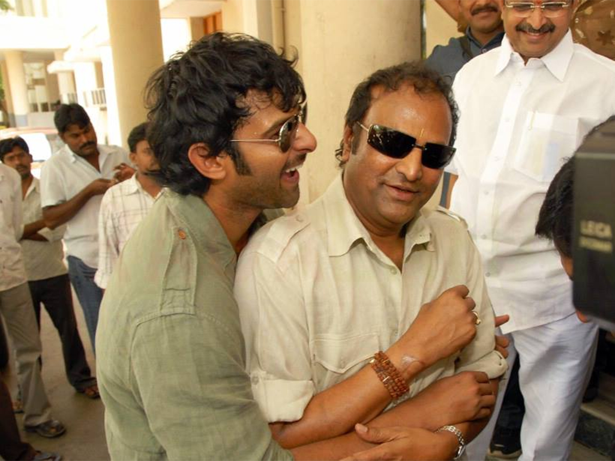 Prabhas Birthday Special Rare and Unseen Photos28