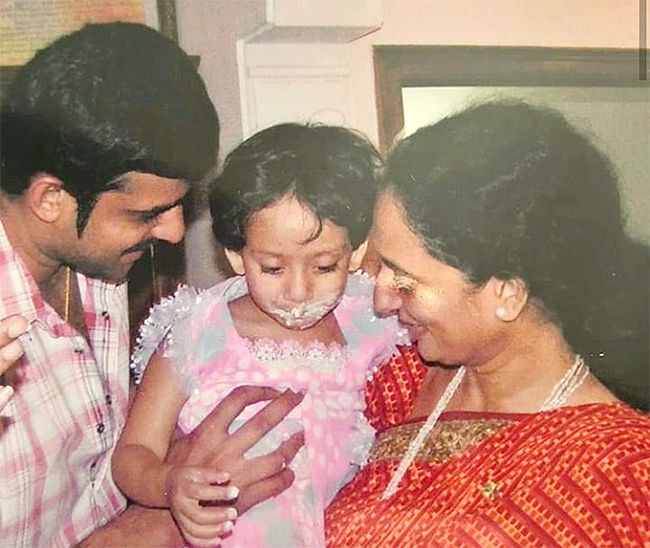 Prabhas Birthday Special Rare and Unseen Photos6