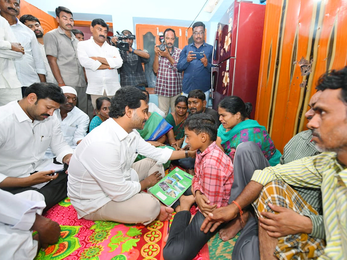 YS Jagan Visuals At Kadapa Badvel Victims House Photos2