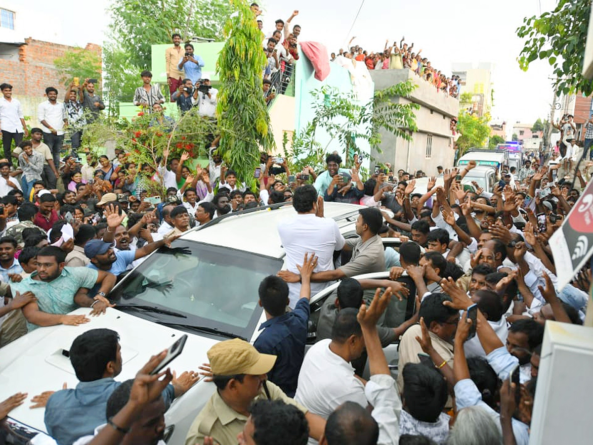 YS Jagan Visuals At Kadapa Badvel Victims House Photos10