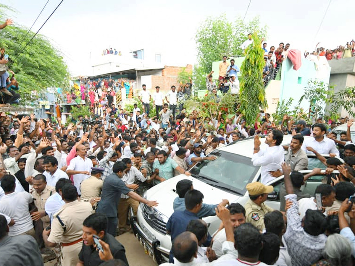 YS Jagan Visuals At Kadapa Badvel Victims House Photos12