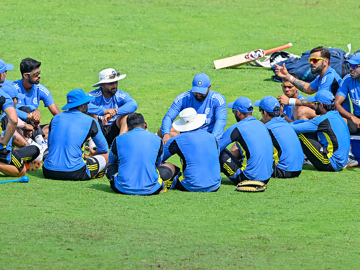 second test cricket match against New Zealand and India in Pune17