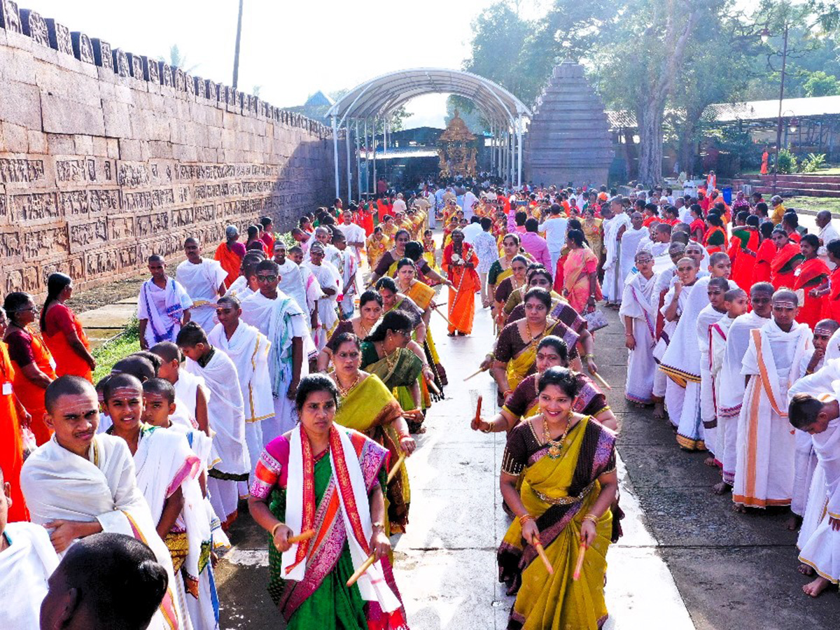 Swarna Rathotsavam Celebrated in Srisailam Photos11