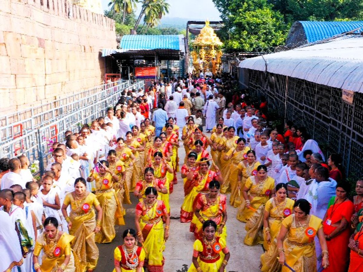 Swarna Rathotsavam Celebrated in Srisailam Photos8