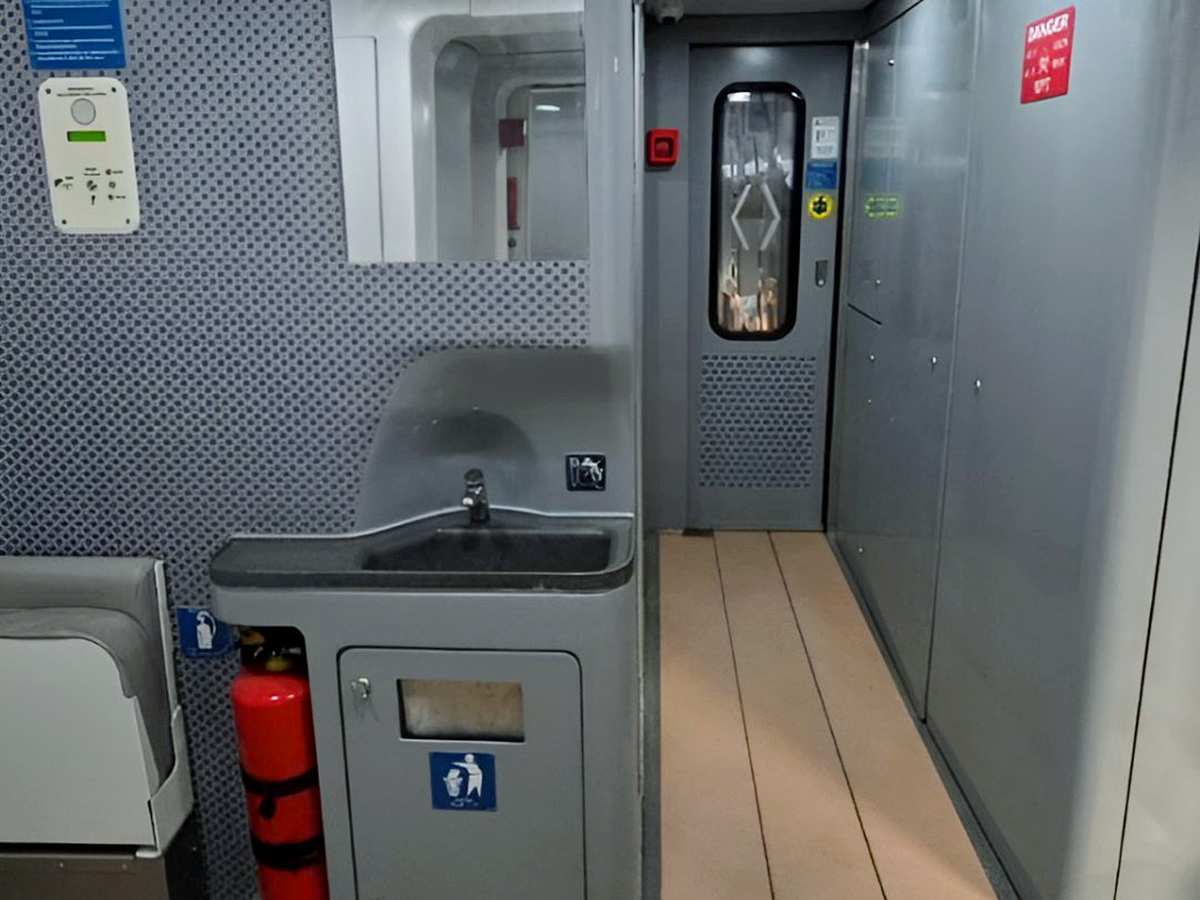 Vande Bharat train sleeper coach hd photos15