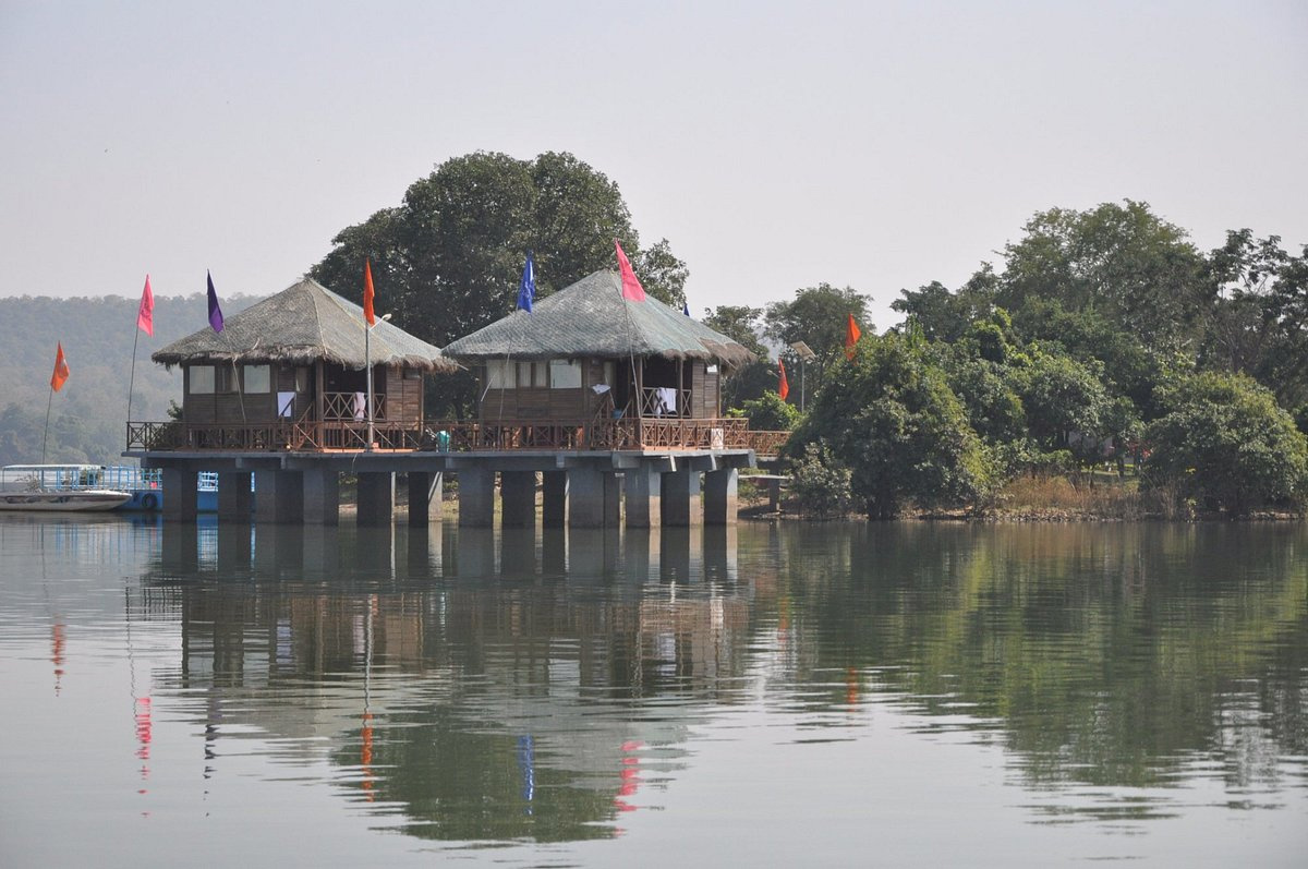 Laknavaram Lake is a lake in Govindaraopet mandal in Mulugu district19