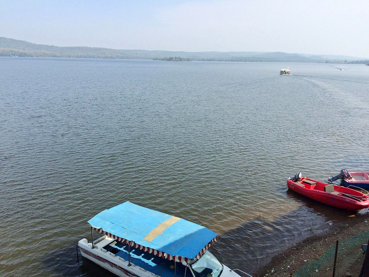 Laknavaram Lake is a lake in Govindaraopet mandal in Mulugu district2