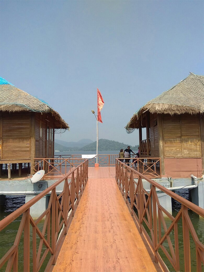 Laknavaram Lake is a lake in Govindaraopet mandal in Mulugu district23