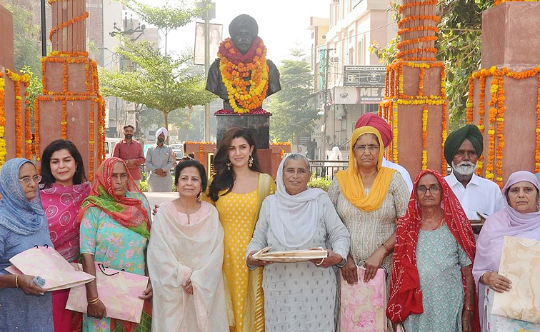 Major Bhupinder Singh 72th birth anniversarydaughter nimrak kaur tributes Photos3